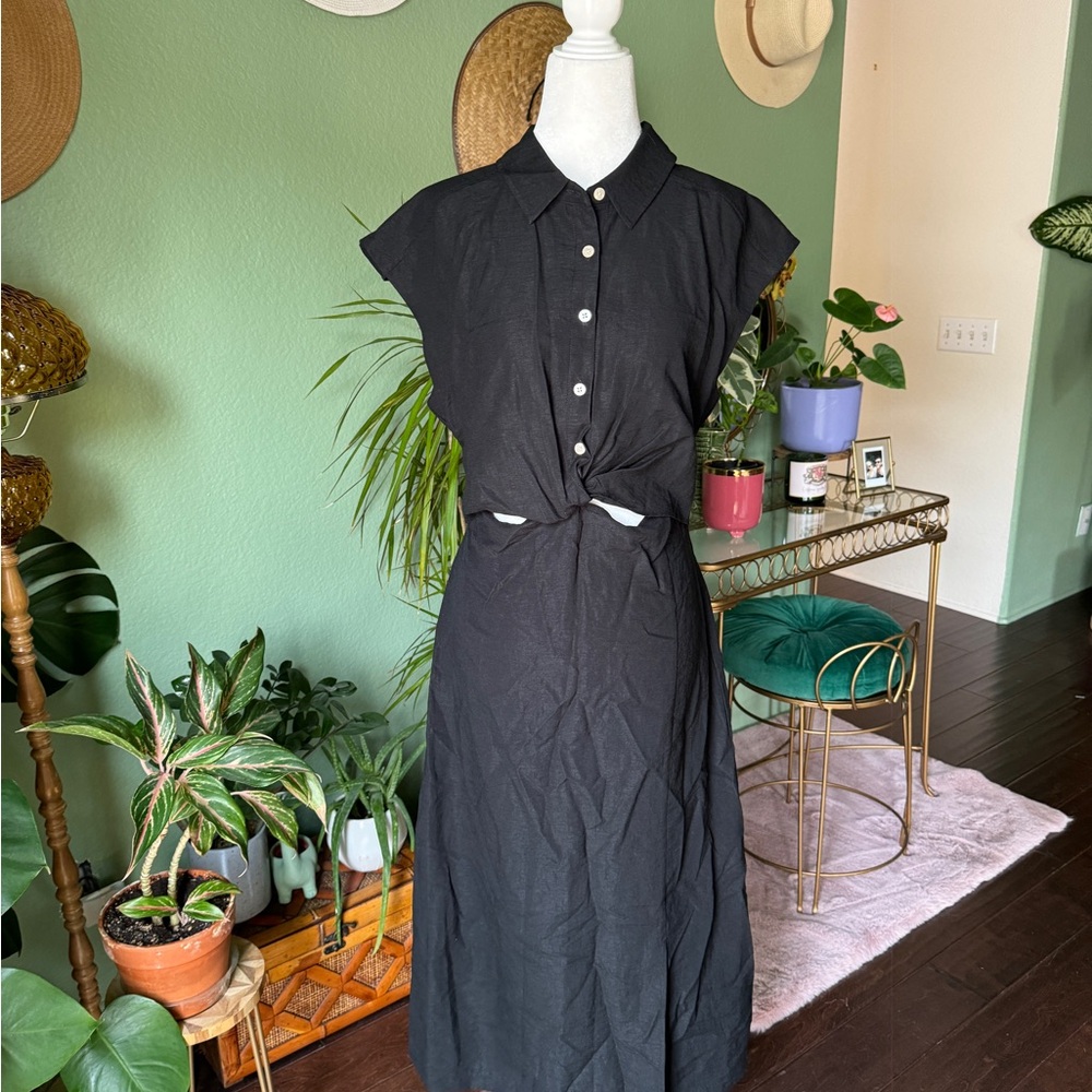 NWT * Old Navy Black Midi Dress with Buttons * SZ M
